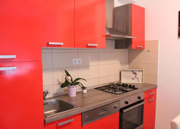 One Bedroom With Wifi Apartment Split