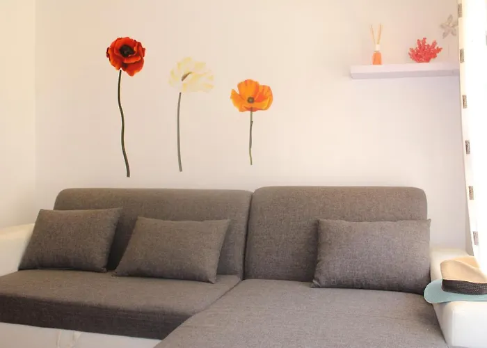 One Bedroom With Wifi Apartment *